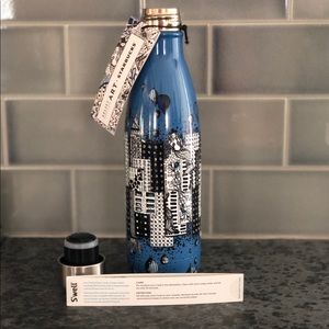 Starbucks Swell stainless steel bottle. NWT